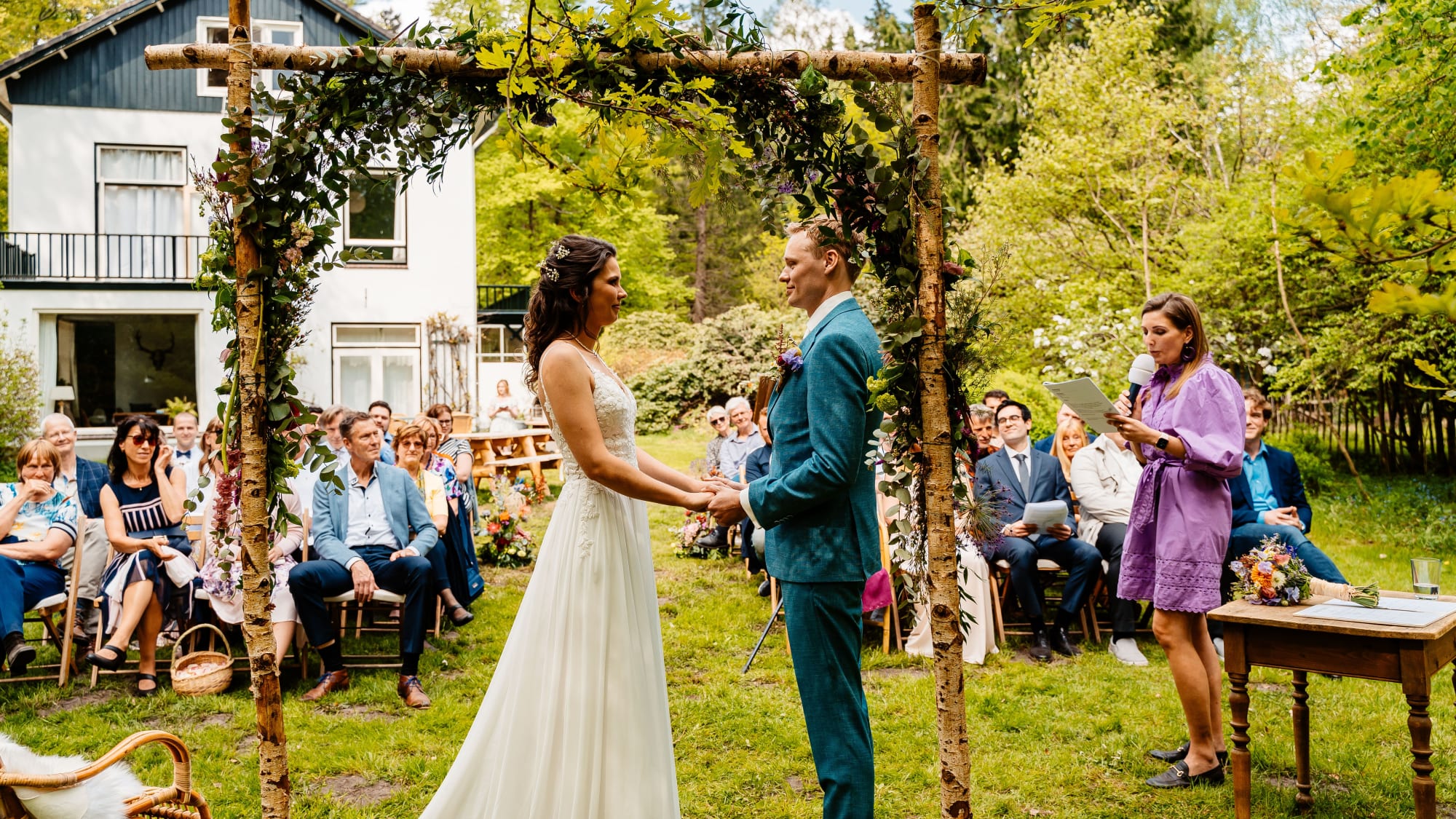 Trouwleverancier-Trouwen-in-het-Bos-9-annemariebruning.com